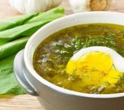 Kako brzo i ukusno skuhati juhu od kiselice